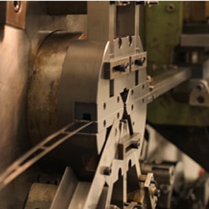 Multi slides machine